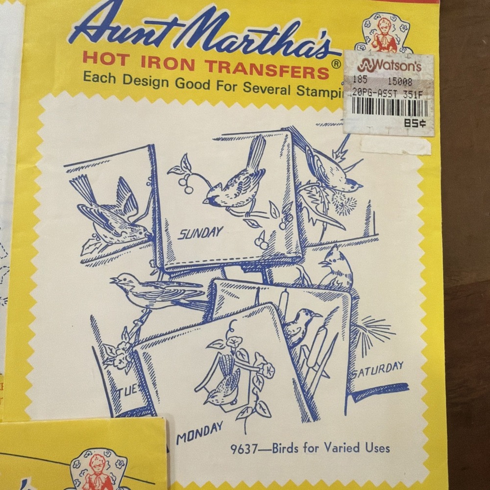 9- Vintage Aunt Martha's Hot Iron Transfers Embroidery Textile Painting Wearable - Picture 6 of 10